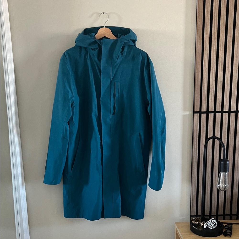 MEC Transference Gore-Tex Rain Jacket with Transference Down Jacket included
